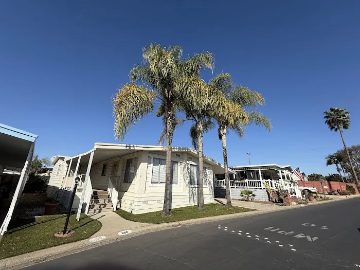 El Toro Mobile Estates Picture 1