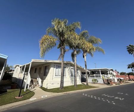 El Toro Mobile Estates