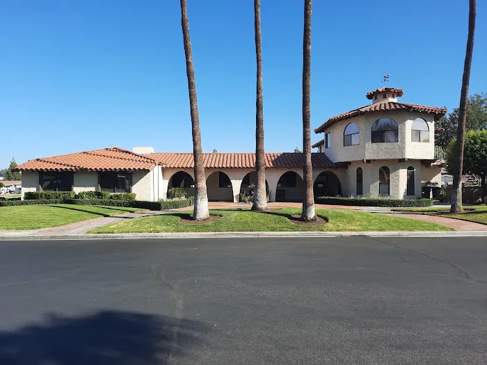 Corona Palms Mobile Home Park Picture 1