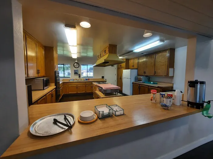 Corona Palms Mobile Home Park Picture 5
