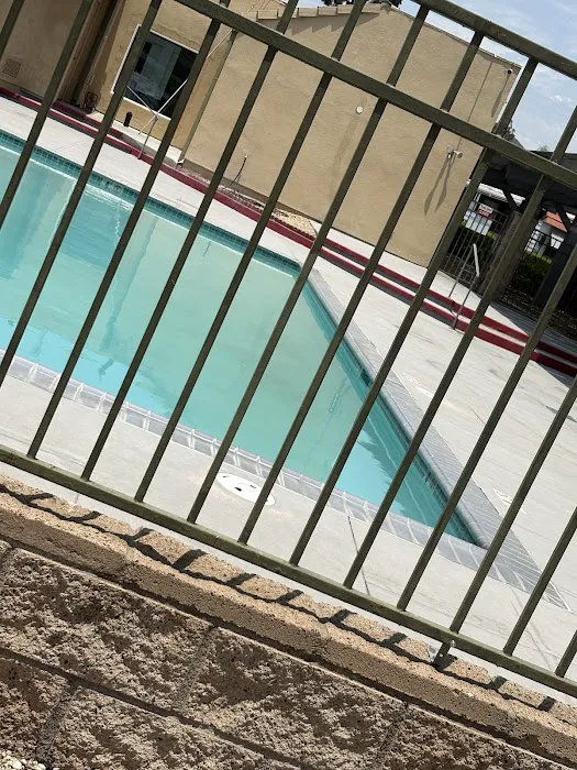 Sierra Pines Mobile Home Park Picture 5