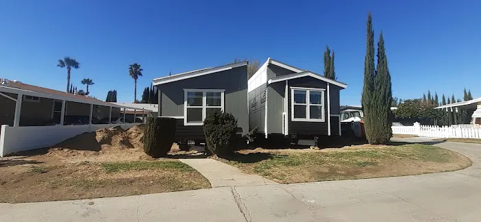 Swan Lake Mobile Home Park Picture 1