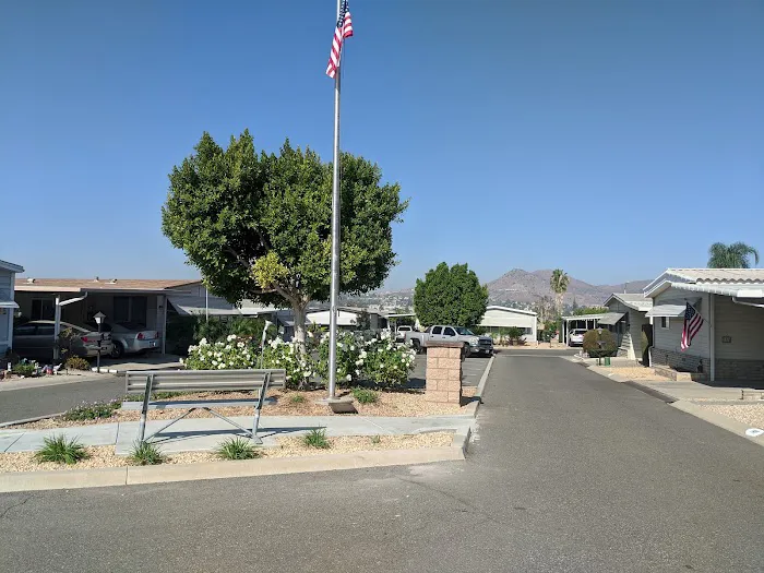Villa Magnolia Senior Mobile Home Park Picture 3