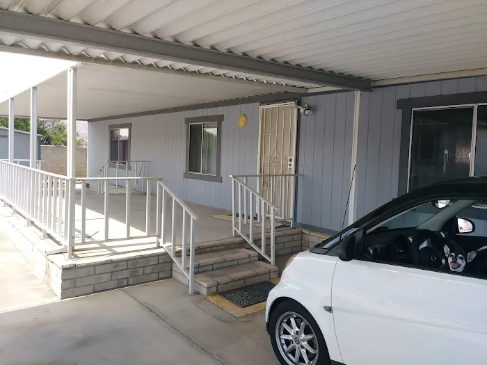 Villa Magnolia Senior Mobile Home Park Picture 6