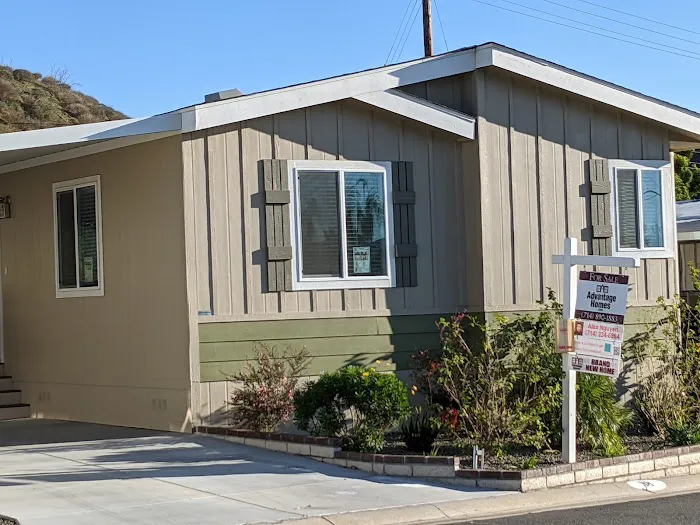 Villa Magnolia Senior Mobile Home Park Picture 10