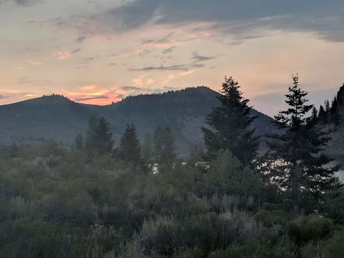 Elliot Creek Campground Picture 3