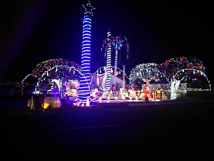 Village Riverside Picture 8