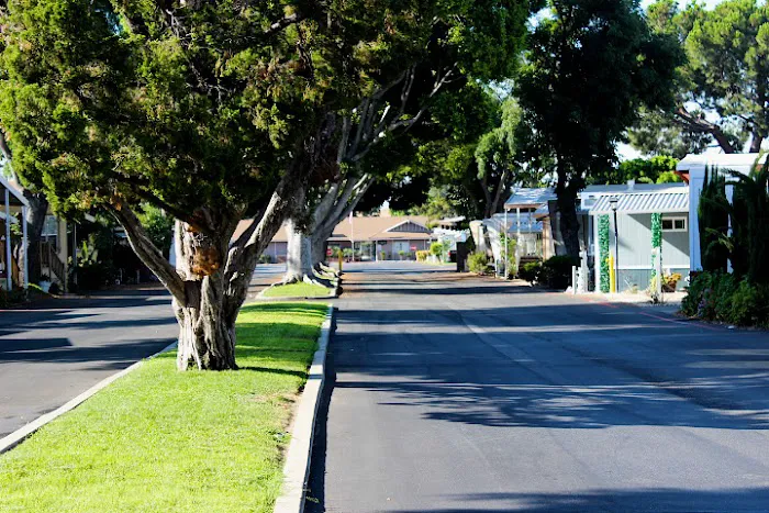 Fernwood Mobile Home Community Picture 8