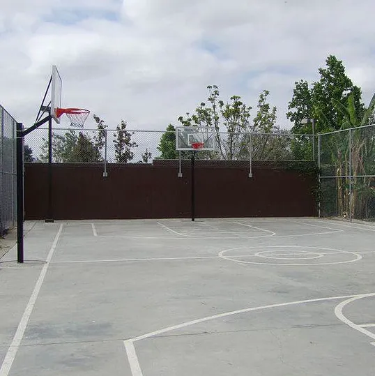 Lamplighter Ontario Mobile Home Park Picture 7