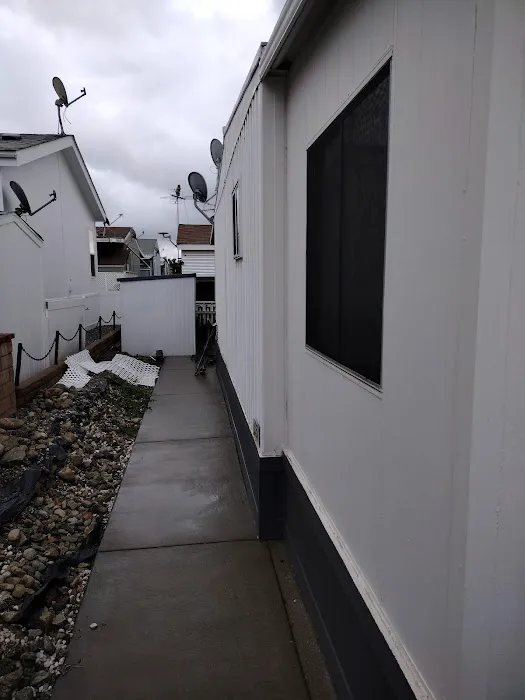 Upland Eldorado Mobile Home Park Picture 8