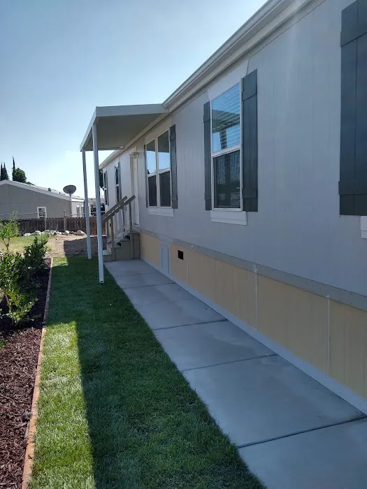 Upland Cascade Mobile Home Park Picture 6