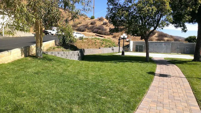 Hasley Canyon Mobile Estates Picture 2