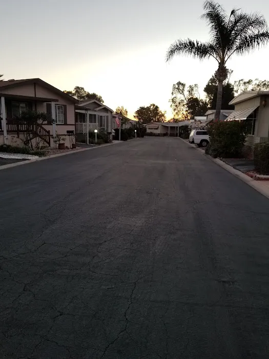 La Posada Mobile Home Park Picture 4