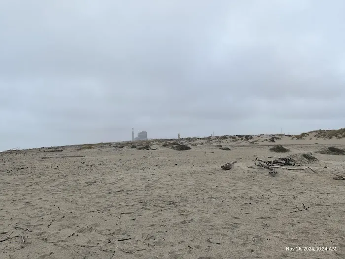 Oxnard Shores Mobile Home Park Picture 3