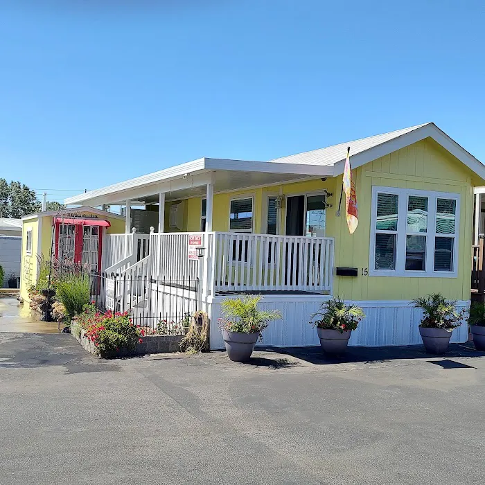 Buena Trailer Park Picture 2