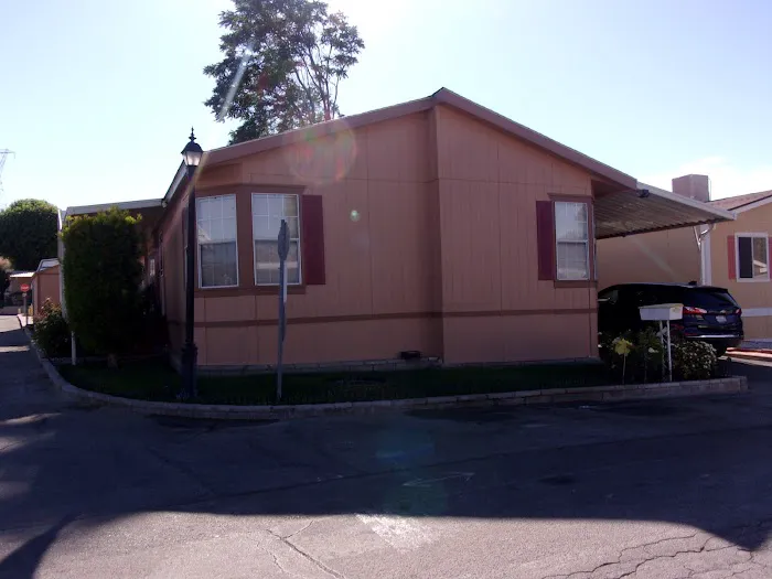 Lily of the Valley Mobile Home Community Picture 6