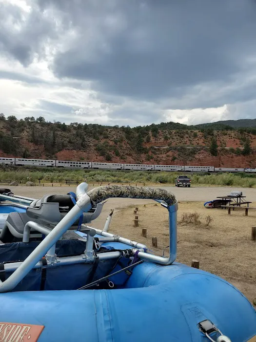 Radium River Access Campground Picture 1