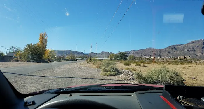 Tom's RV Park Picture 2
