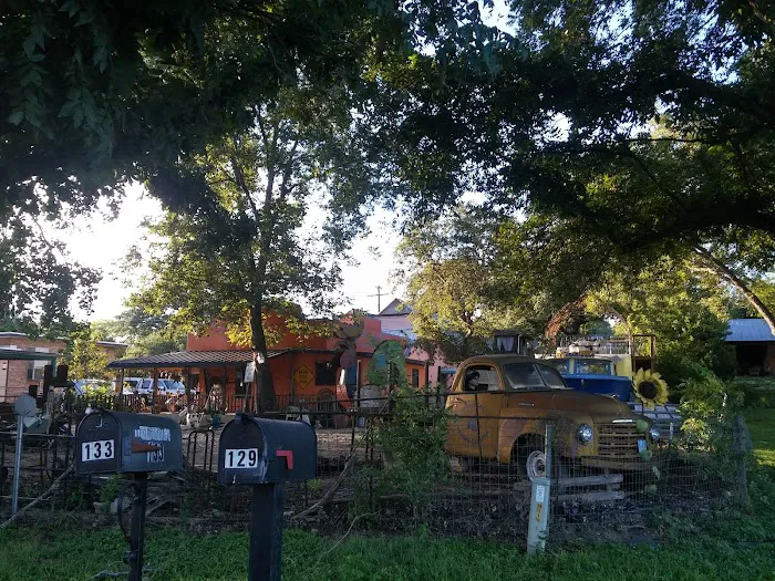 Riverside RV Park Picture 7