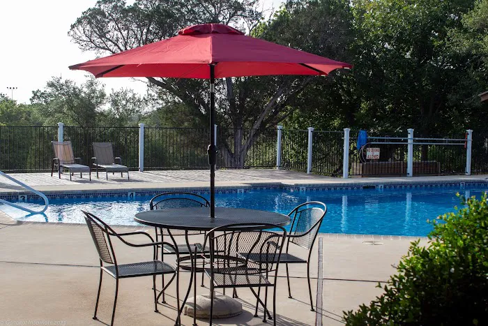 Ingram Oaks Retirement Community Picture 4