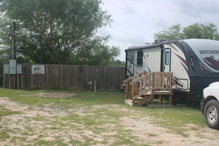 Evan's Rv Park Picture 4