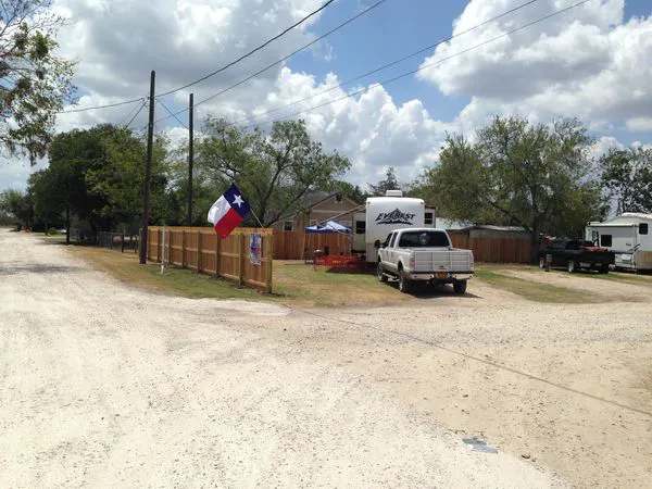 Tejas Extended Stay RV Park Picture 6