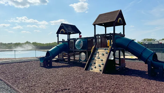 TLC RV Park and Resort Picture 2