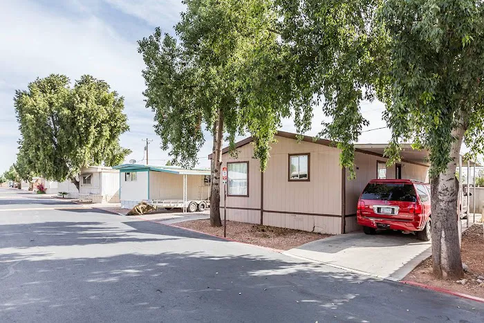 Flamingo Mobile Home & RV Park Picture 6