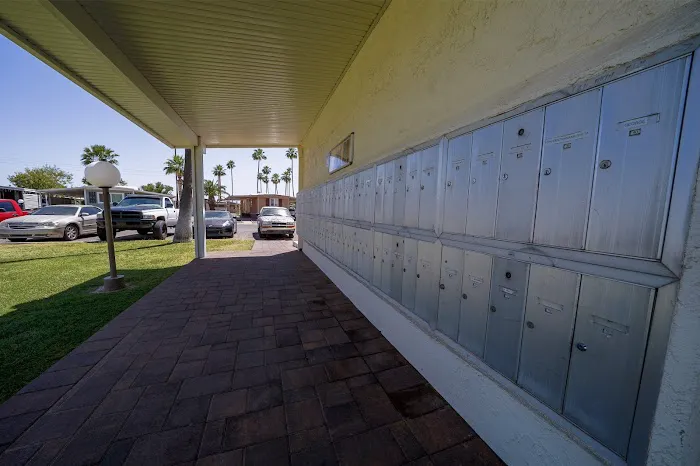 Villa Vaquero Manufactured Home Park Picture 6