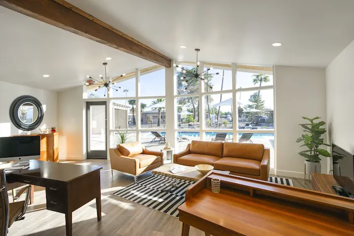 Paradise Valley Picture 6
