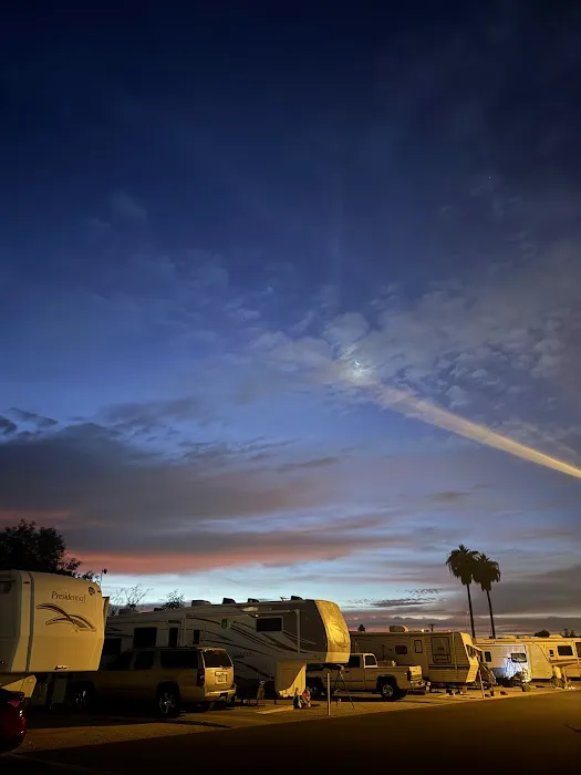 El Camino Mobile Home Park Picture 3