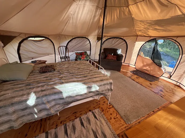 Rock Bottom Campsites Picture 2