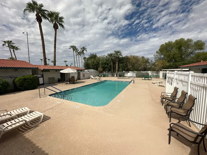 Friendly Village of Orangewood Picture 2