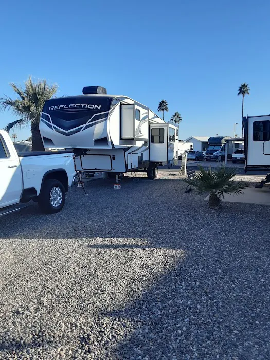 Desert Shadows RV Resort Picture 5