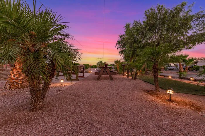 Arizona Cowboy RV Park Picture 7