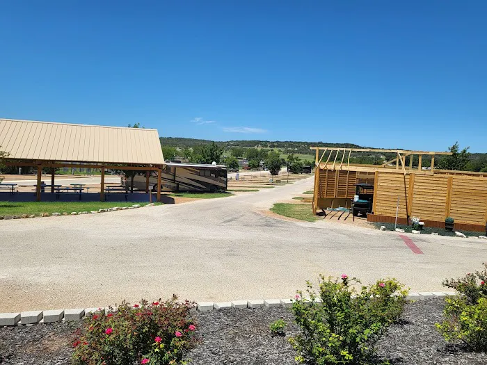 The Vineyards of Fredericksburg RV Park Picture 10