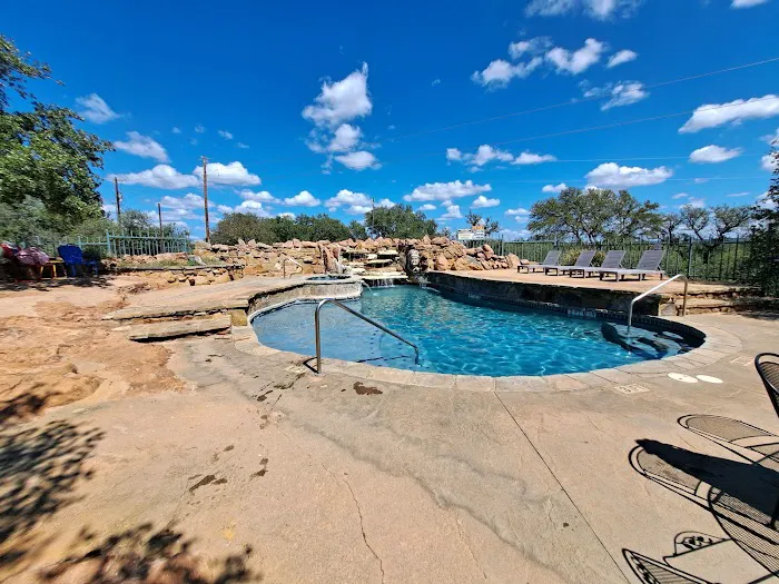 Lake Buchanan RV & Cabin Resort Picture 10