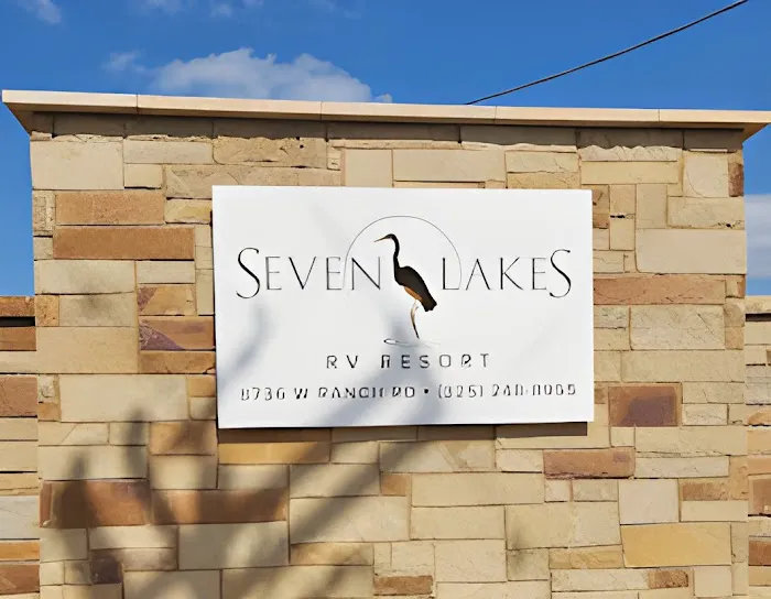 Seven Lakes RV Resort Picture 1