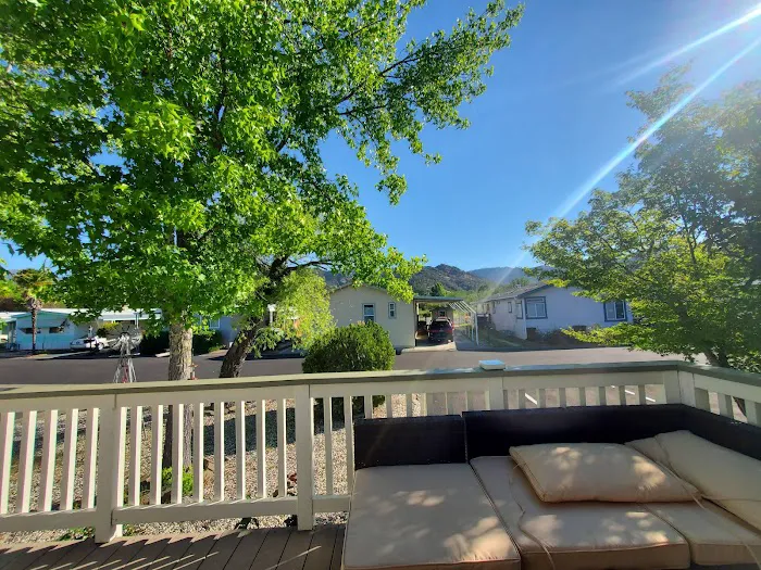 Calistoga Springs Picture 2