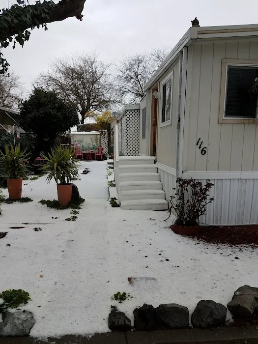 Valhalla Mobile Home Community Picture 4