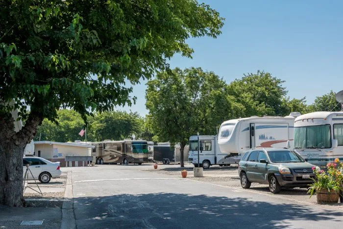 Capitol West RV Park Picture 1