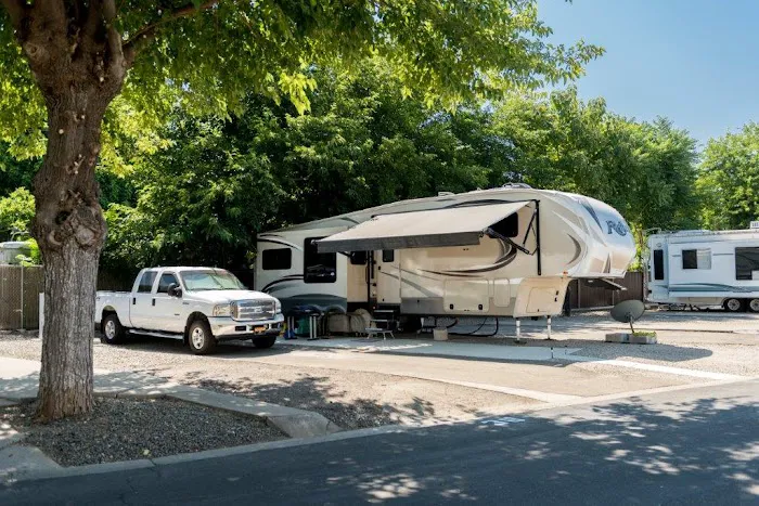 Capitol West RV Park Picture 3