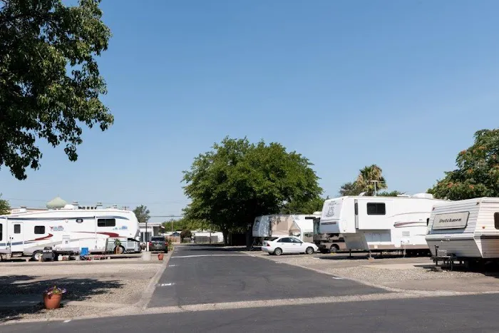 Capitol West RV Park Picture 2