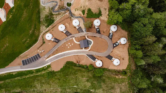 Angel of the Winds RV Resort Picture 8