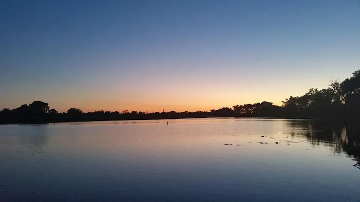 Lakeside RV Park Picture 2