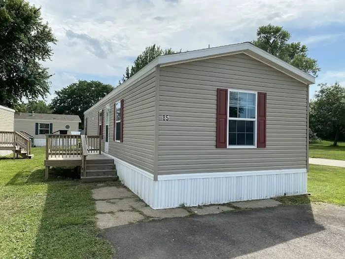 Crystal Lake Estates Picture 3