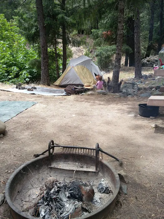 Rocky Rest Campground Picture 10