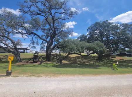 Schulenburg 3 Oaks RV Resort