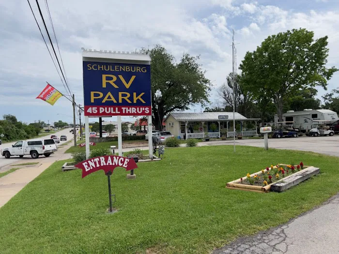 Schulenburg RV Campground Picture 10