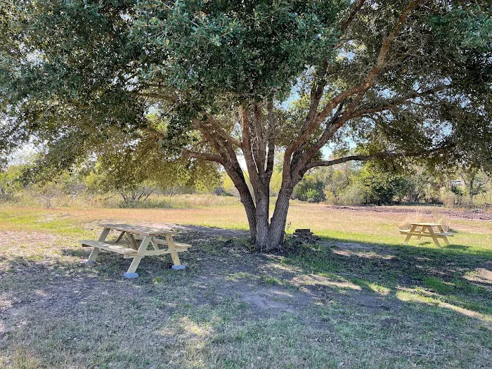 Under The Stars RV Park Picture 10